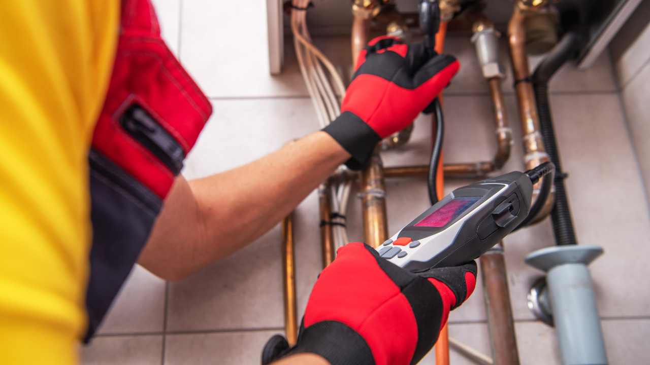 how-to-know-if-a-home-needs-plumbing-inspection